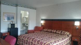 Monterey Fairgrounds Inn Номер фото