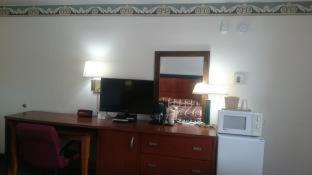 Monterey Fairgrounds Inn Номер фото